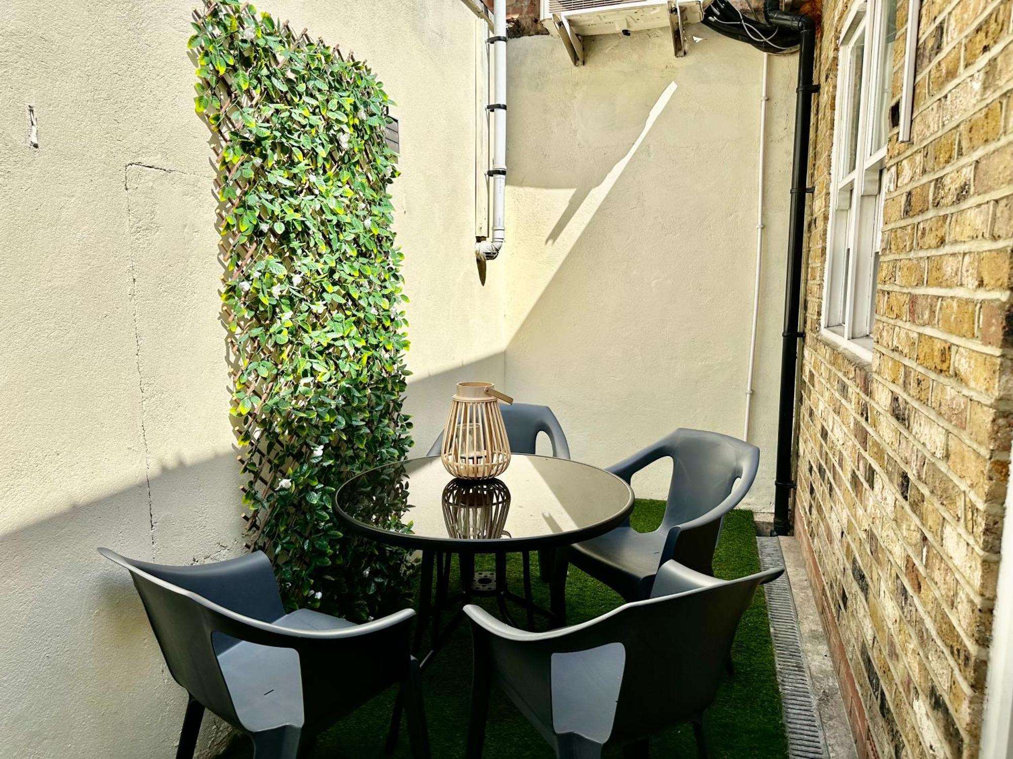 Westferry Two Apartment London Exterior photo
